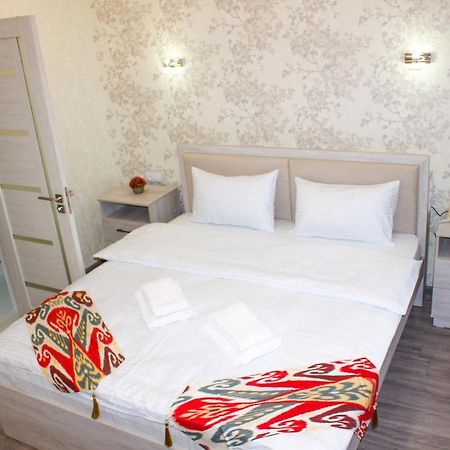 Hotel Taht ทาชเคนต์ ภายนอก รูปภาพ